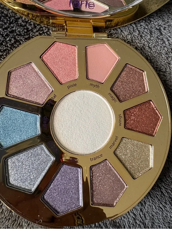 Tarte Make Believe in Yourself eye and cheek palette - Picture 3 of 4